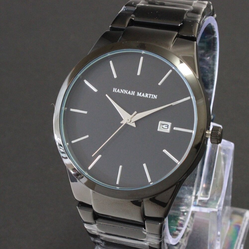 Men's Sports Watch Raised Indices Integrated Bracelet Black Quartz 40mm